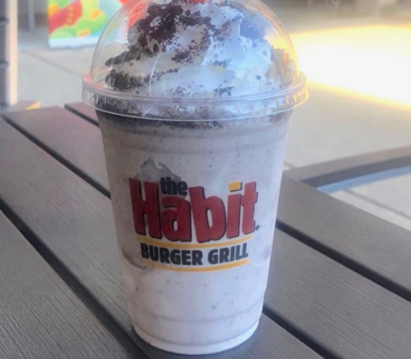 oreo milkshakes are yum
